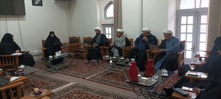 حکمرانی خانواده بدون مرجع واحد مؤثر نیست /آینده خانواده بدون نظریه واحد حکمرانی نگران‌کننده خواهد بود