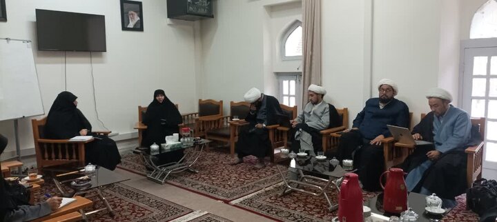 حکمرانی خانواده بدون مرجع واحد مؤثر نیست /آینده خانواده بدون نظریه واحد حکمرانی نگران‌کننده خواهد بود