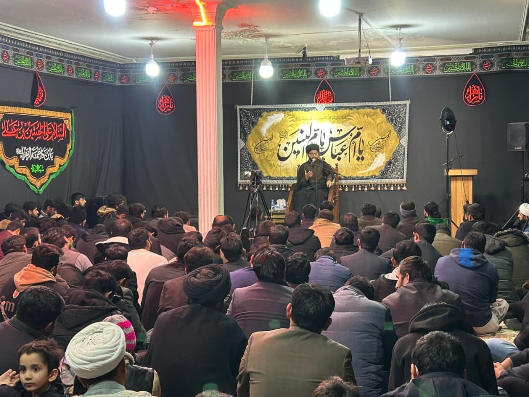 حوزہ علمیہ الولایہ قم المقدسہ میں شہادتِ امّ البنینؑ کی مناسبت سے مجلسِ عزاء کا انعقاد