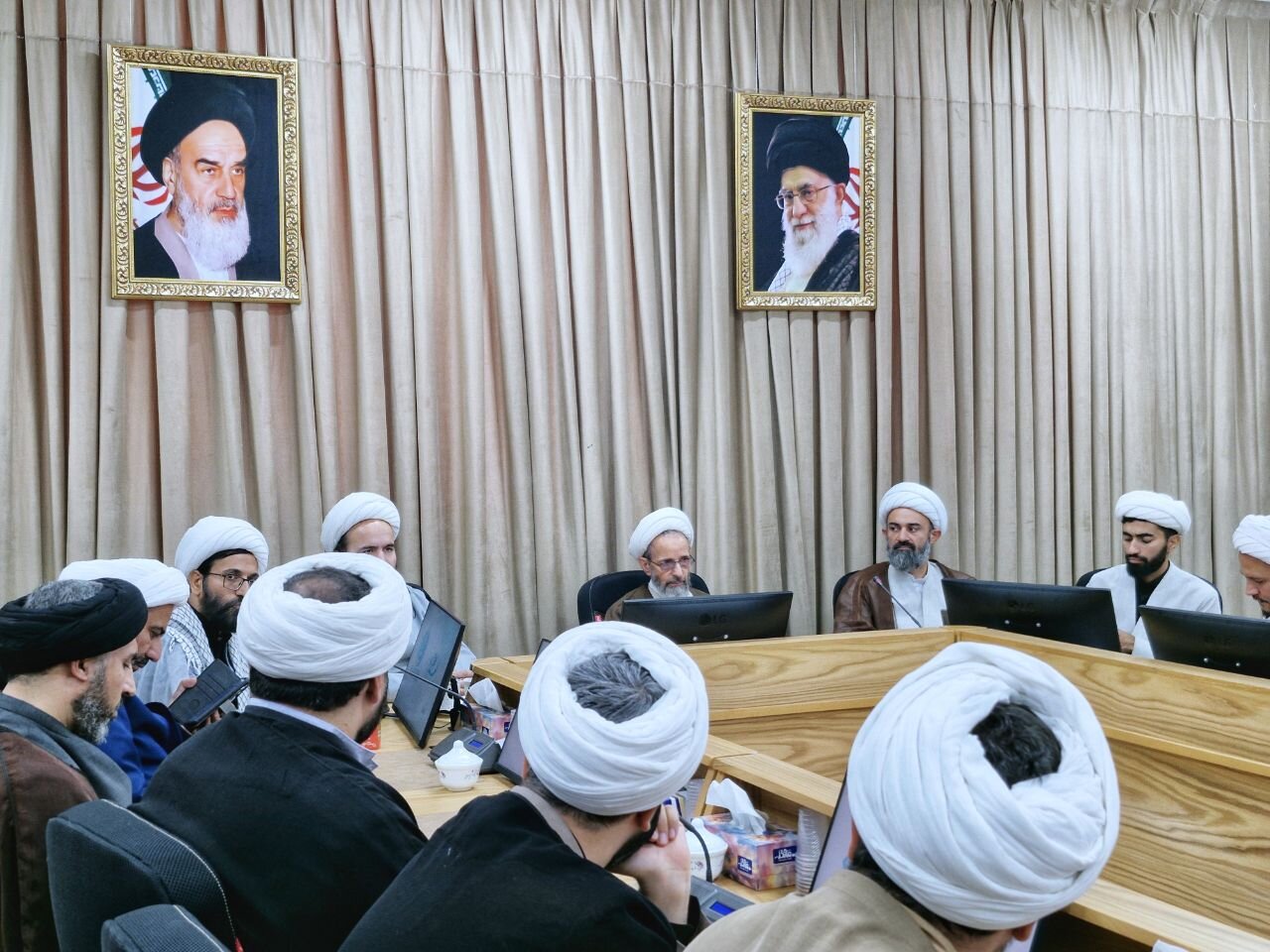 تصاویر/ اختتامیه اجلاسیه سراسری مدیران، مسئولان فنی و مسئولان پذیرش مراکز مشاوره سماح کشور