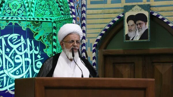 دشمنان به دنبال جدا کردن ملت ایران از اسلام، قرآن و ولایت هستند