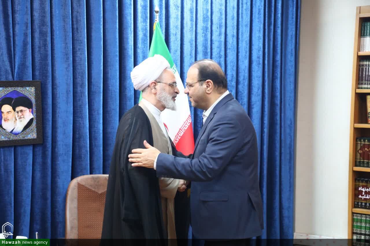 Положение Кума и Исламской революции в Иране и мире остаётся недооценённым / служение Куму — это служение исламскому миру и шиизму