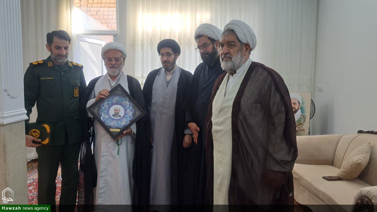 از مادران طلاب شهید مختارزاده و مالامیری تکریم شد