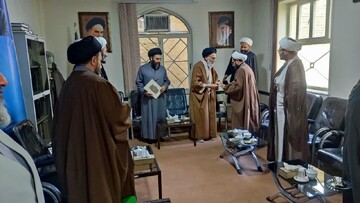 تصاویر / تکریم و معارفه مدیر مدرسه سفیران هدایت همدان