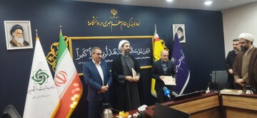 جریان معنادار مذهبی در فضای دانشگاهی زنده و پویا است