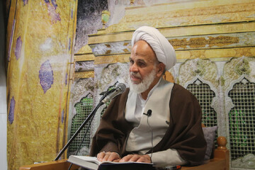 برگزاری چهل‌و یکمین جلسه شرح احادیث کتاب اصول کافی در مدرسه امام مهدی(عج)+ عکس و صوت