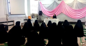 برگزاری سلسله جلسات مهدوی در مدرسه خواهران الیگودرز