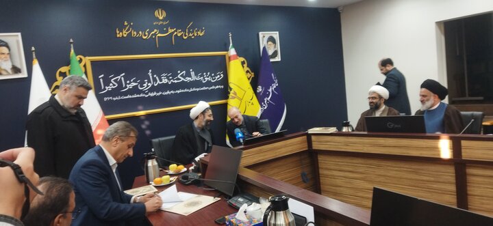 تصاویر/ نشست همکاری نهاد نمایندگی مقام معظم رهبری در دانشگاه ها و بانک پارسیان در زمینه عمره دانشگاهیان