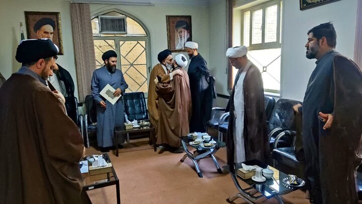 تصاویر / تکریم و معارفه مدیر مدرسه سفیران هدایت