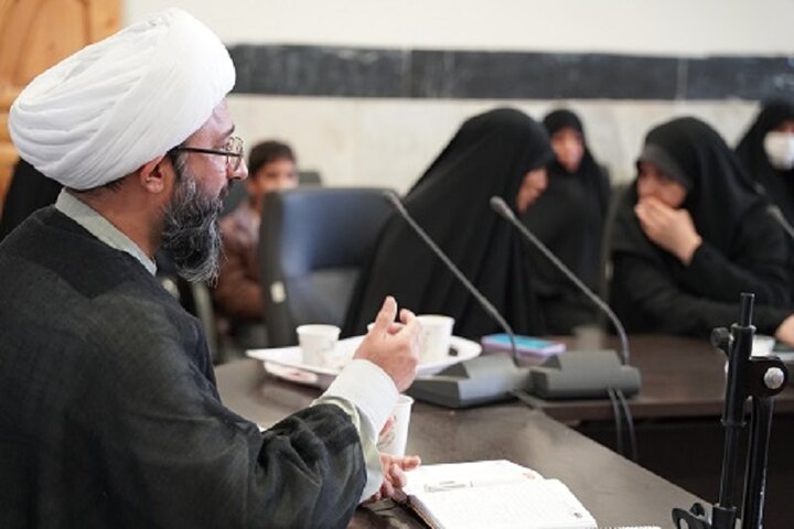 تصاویر/ جلسه ماهانه طرح «امین» خواهران ناحیه دو کرمانشاه