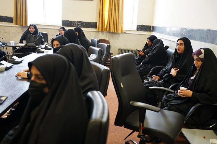 تصاویر/ جلسه ماهانه طرح «امین» خواهران ناحیه دو کرمانشاه