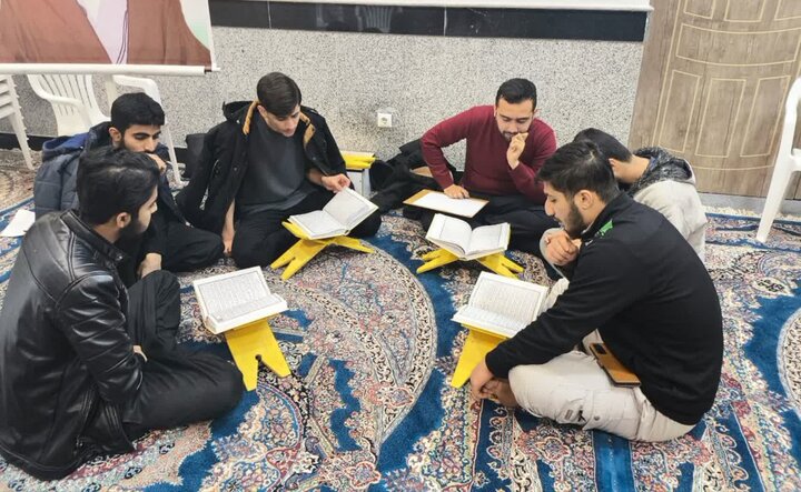 تصاویر/ پایش قرآنی طلاب مدرسه علمیه المهدی(عج) آران و بیدگل