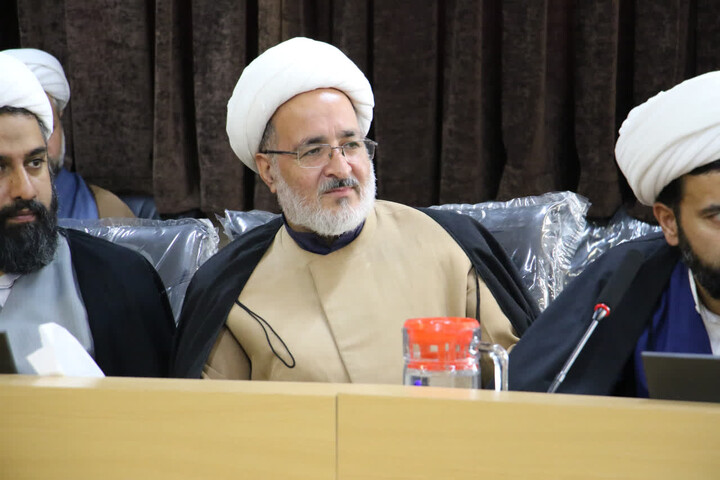 تصاویر|نشست مدیران مدارس علمیه با شورای معاونین مرکز مدیریت حوزه علمیه اصفهان 