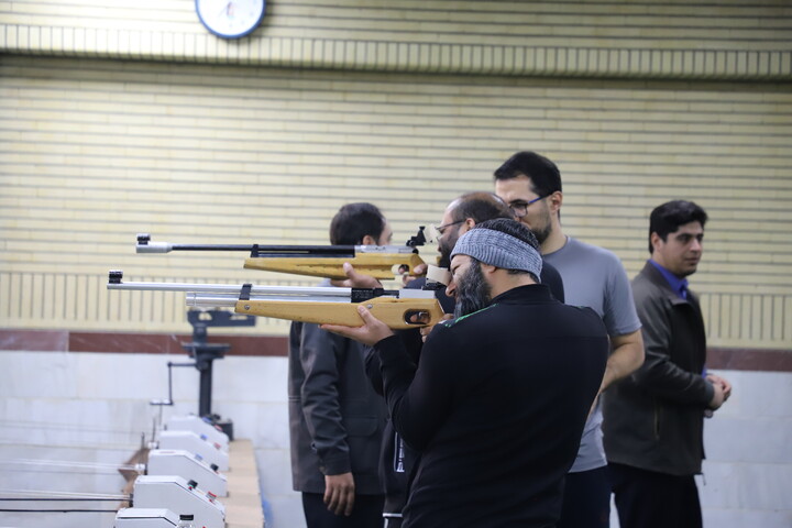 تصاویر/ مسابقات تیر اندازی چهارمین دوره جشنواره فرهنگی و ورزشی طلاب استان کردستان