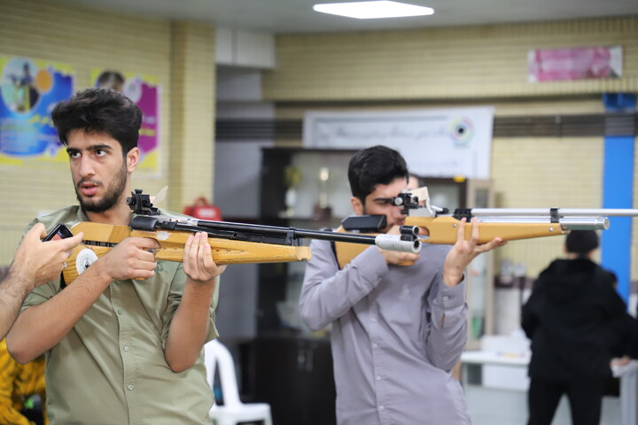 تصاویر/ مسابقات تیر اندازی چهارمین دوره جشنواره فرهنگی و ورزشی طلاب استان کردستان