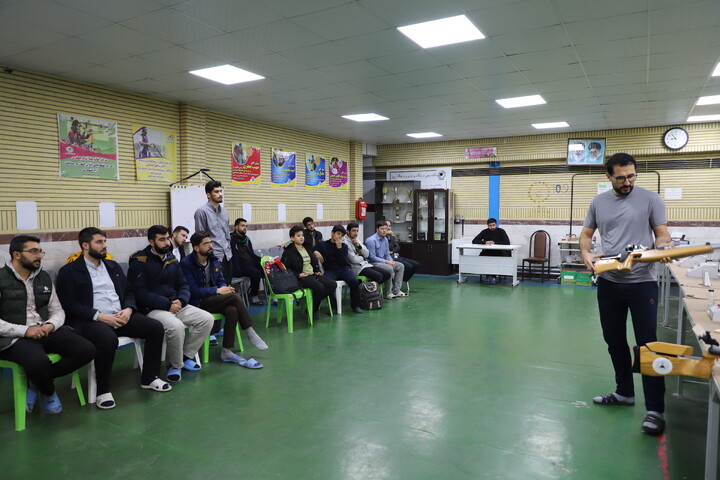 تصاویر/ مسابقات تیر اندازی چهارمین دوره جشنواره فرهنگی و ورزشی طلاب استان کردستان