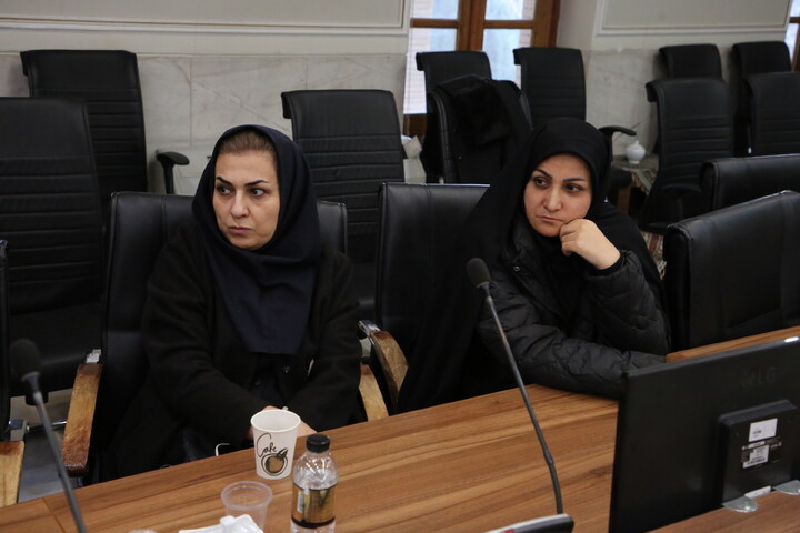 تصاویر / نشست ستاد استانی هفته بزرگداشت مقام زن، روز مادر