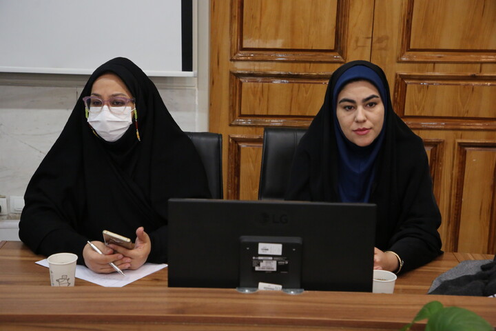 تصاویر / نشست ستاد استانی هفته بزرگداشت مقام زن، روز مادر