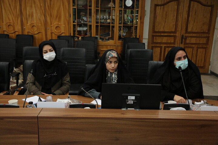 تصاویر / نشست ستاد استانی هفته بزرگداشت مقام زن، روز مادر