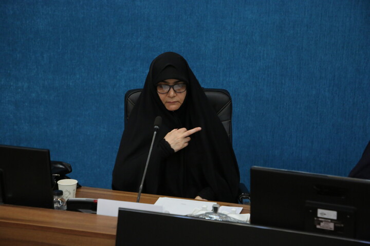 تصاویر / نشست ستاد استانی هفته بزرگداشت مقام زن، روز مادر