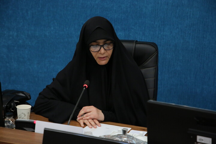 تصاویر / نشست ستاد استانی هفته بزرگداشت مقام زن، روز مادر