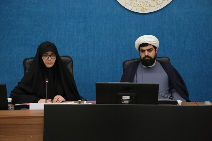 تصاویر / نشست ستاد استانی هفته بزرگداشت مقام زن، روز مادر