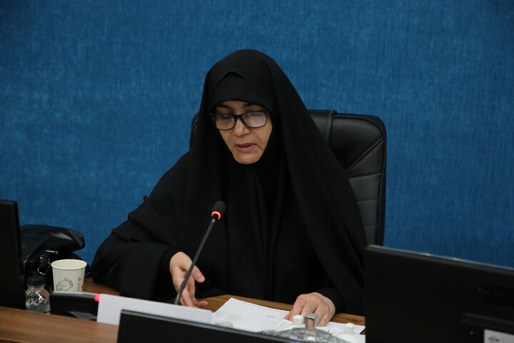 تصاویر / نشست ستاد استانی هفته بزرگداشت مقام زن، روز مادر