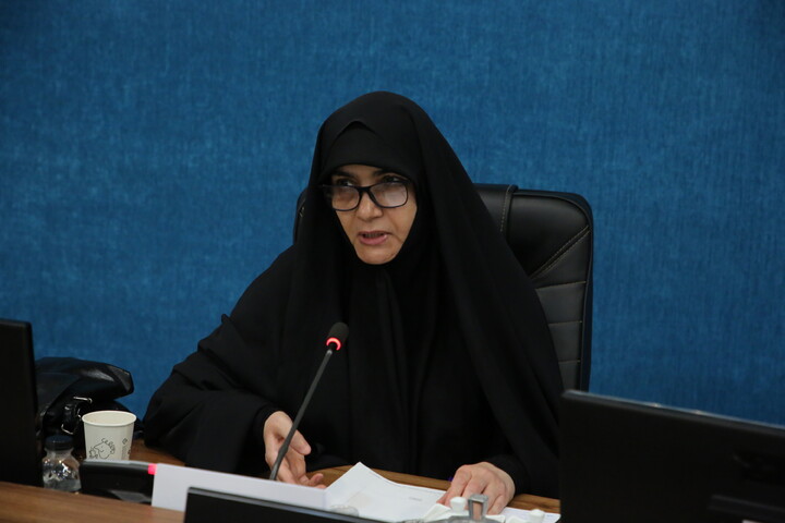 تصاویر / نشست ستاد استانی هفته بزرگداشت مقام زن، روز مادر