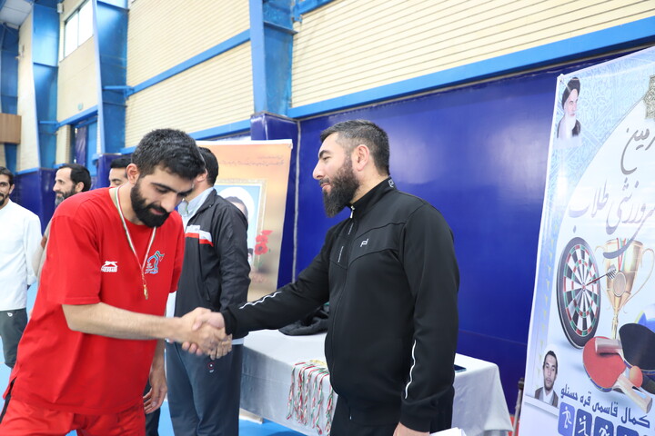 تصاویر / آیین اختتامیه و تجلیل از نفرات برتر جشنواره ورزشی طلاب استان کردستان