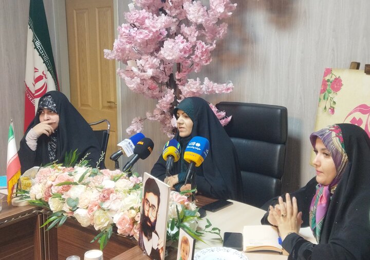 تصاویر/ نشست تشریح برنامه جشن بزرگ مردمی «ایران بانو»