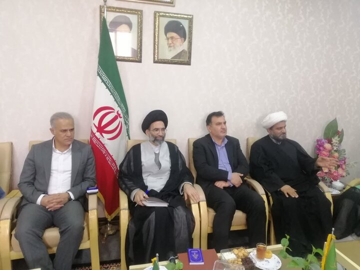 تصاویر/دومین جلسه شورای هماهنگی و گسترش فعالیت های قرآنی درکاشان