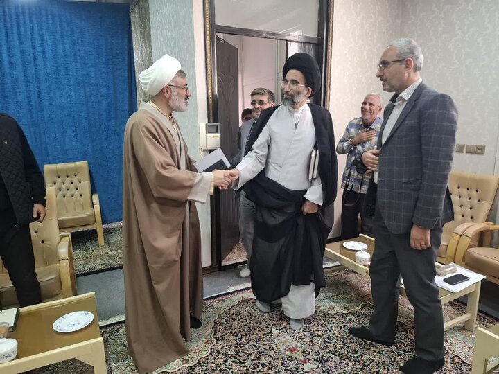 تصاویر/دومین جلسه شورای هماهنگی و گسترش فعالیت های قرآنی درکاشان