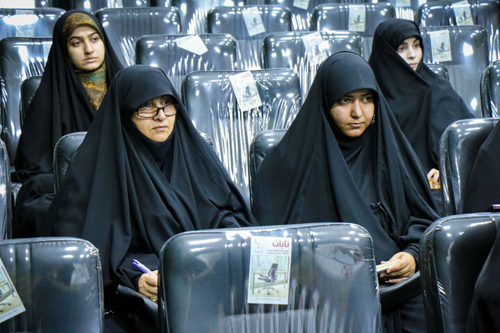 تصاویر/ اولین حلقه از سلسه نشست های تجربه های ماندگار