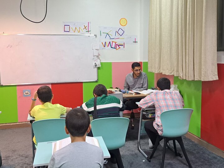 تصاویر/ دوره تخصصی آموزش حفظ قرآن در مسجد جامع نارمک