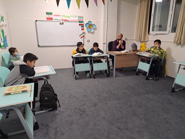 تصاویر/ دوره تخصصی آموزش حفظ قرآن در مسجد جامع نارمک