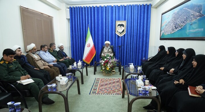 تصاویر/ نشست ستاد بزرگداشت ولادت حضرت فاطمه(س) و مقام زن