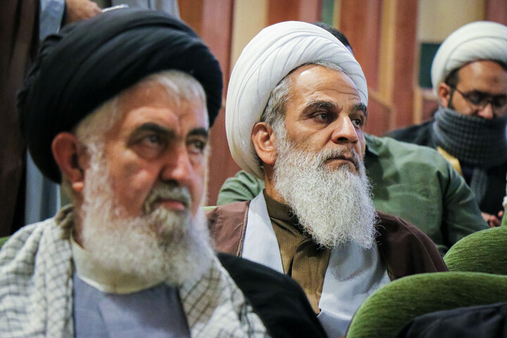 تصاویر/ دیدار صمیمانه مجمع نمایندگان طلاب و فضلای حوزه علمیه با آیت الله اعرافی مدیر حوزه های علمیه