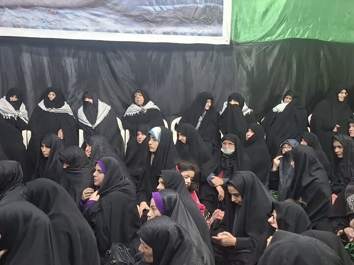 تصاویر/ یادواره شهدای ارتش و جنگ ۱۲ روزه درهیئت جوانان سجادیه کاشان