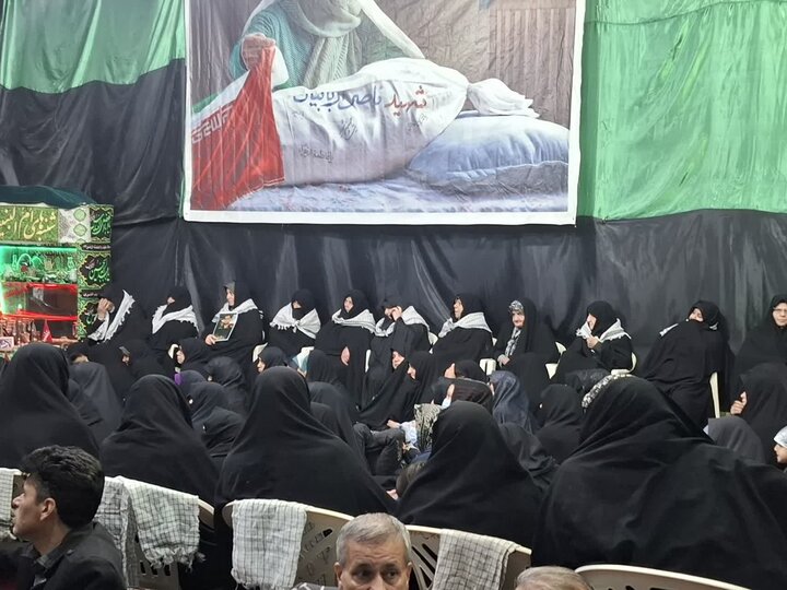 تصاویر/ یادواره شهدای ارتش و جنگ ۱۲ روزه درهیئت جوانان سجادیه کاشان