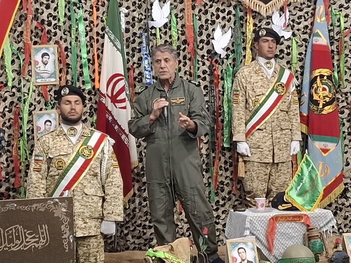 تصاویر/ یادواره شهدای ارتش و جنگ ۱۲ روزه درهیئت جوانان سجادیه کاشان