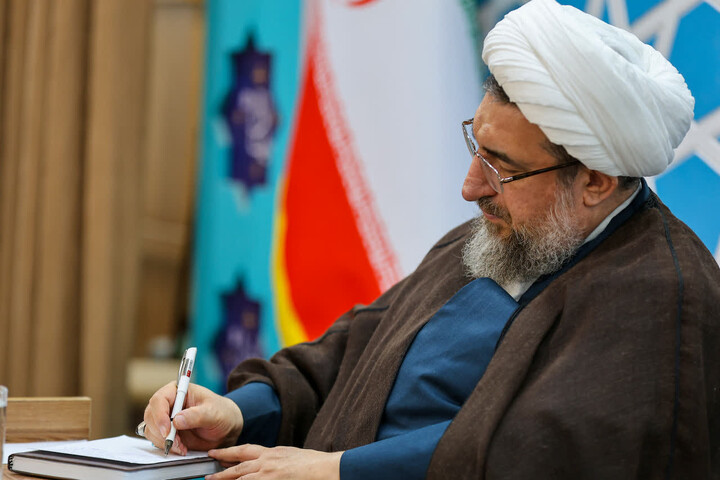 تصاویر / دیدار نماینده ولی فقیه در آذربایجان شرقی با دانشجویان تبریزی