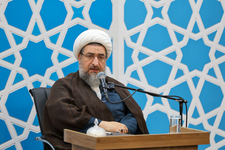 تصاویر / دیدار نماینده ولی فقیه در آذربایجان شرقی با دانشجویان تبریزی