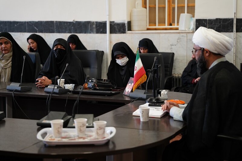 تصاویر/ جلسه ماهانه طرح «امین» خواهران ناحیه دو کرمانشاه