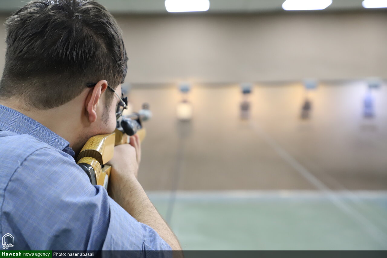 تصاویر/ مسابقات تیر اندازی چهارمین دوره جشنواره فرهنگی و ورزشی طلاب استان کردستان