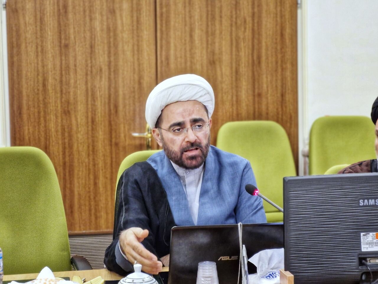 ۲۰ چت بات در زمینه علوم اسلامی انسانی معرفی و بررسی می شوند