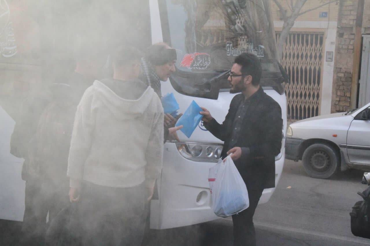 کاروان راهیان نور آران و بیدگل به مناطق عملیاتی دفاع مقدس اعزام شد+ عکس