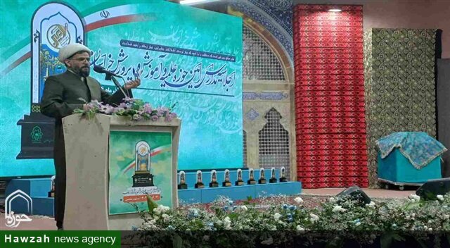 استفاده از فرصت‌های کوچک و روایت‌های ساده، راهی مؤثر برای تعمیق تربیت دینی در مدارس است