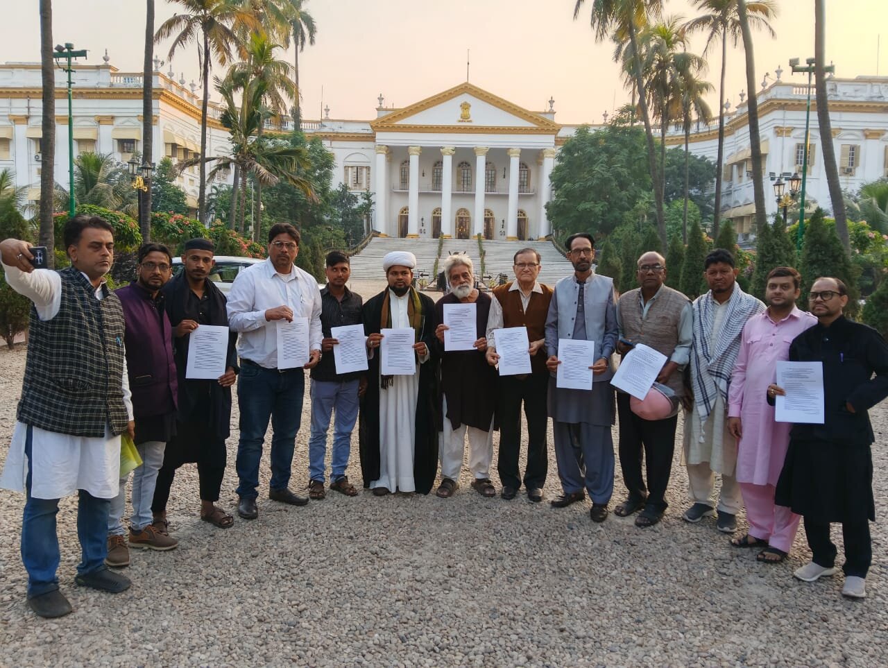 বাবরি মসজিদের সমর্থনে সিয়ালদহ থেকে রাজভবন পর্যন্ত জুলুস, বিভিন্ন জেলা থেকে ব্যাপক অংশগ্রহণ