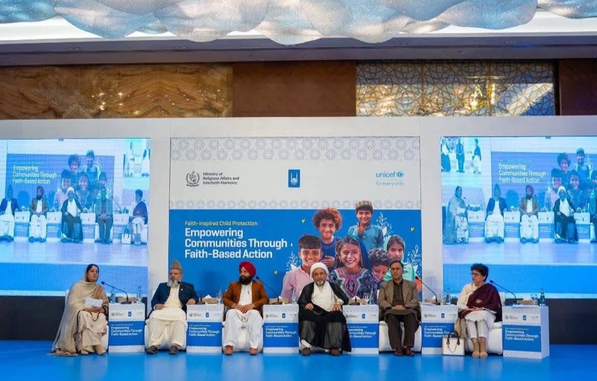 پاکستان میں یونیسیف کے تعاون سے بچوں کے حقوق کے موضوع پر پروگرام؛ علامہ عارف واحدی کی شرکت اور خطاب