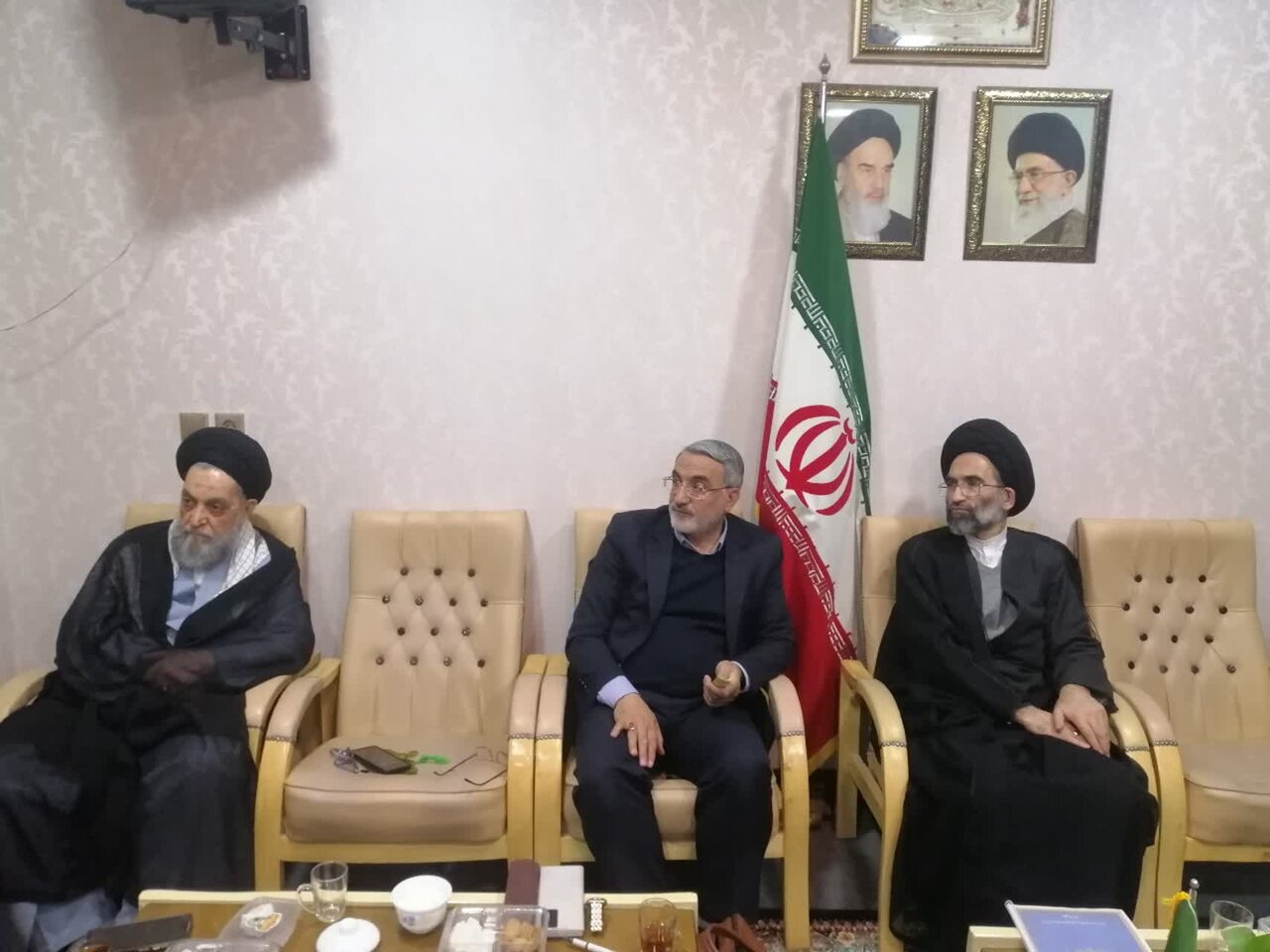 جلسه جامعه روحانیت کاشان برگزار شد+ تصاویر